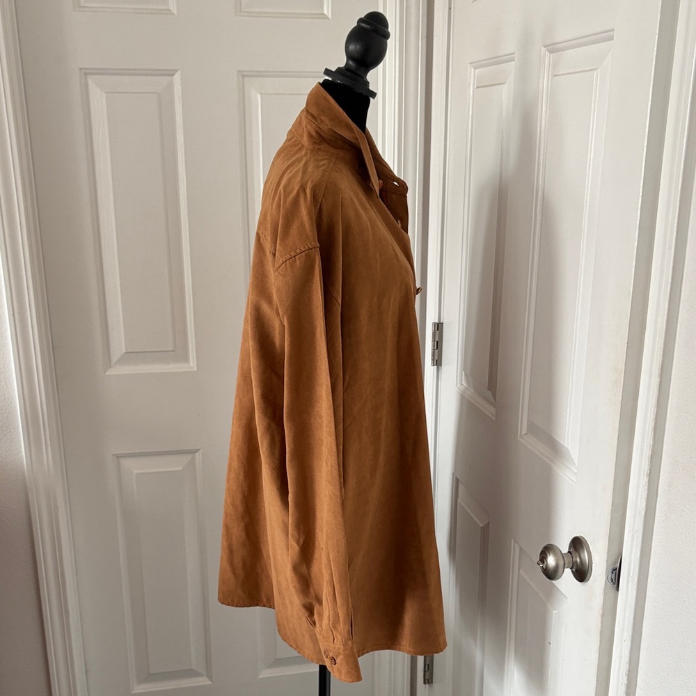 Trust USA Men’s Vintage Faux Suede Button Down - Picture 7 of 14
